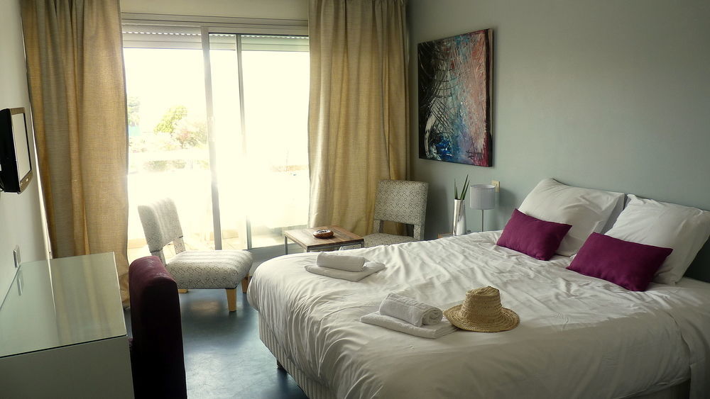 Fréjus Hotel Sable Et Soleil - Port, Plage Et Jacuzzi Prive מראה חיצוני תמונה