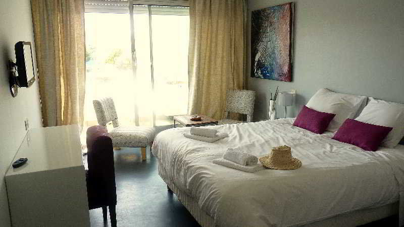Fréjus Hotel Sable Et Soleil - Port, Plage Et Jacuzzi Prive מראה חיצוני תמונה