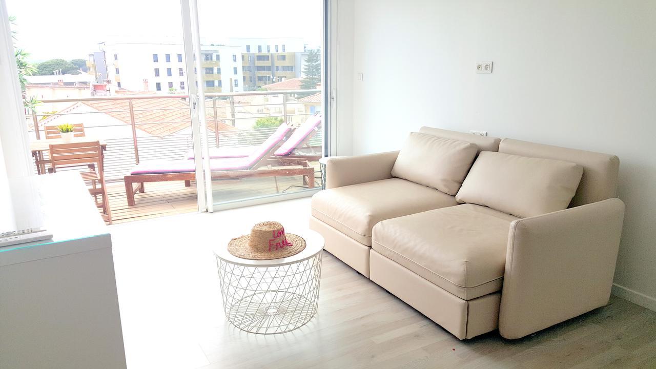 Fréjus Hotel Sable Et Soleil - Port, Plage Et Jacuzzi Prive חדר תמונה